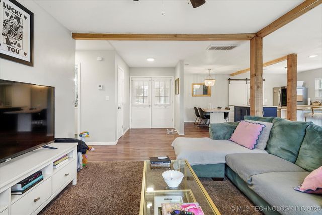 1925 E 52nd Street, Tulsa, OK 74105