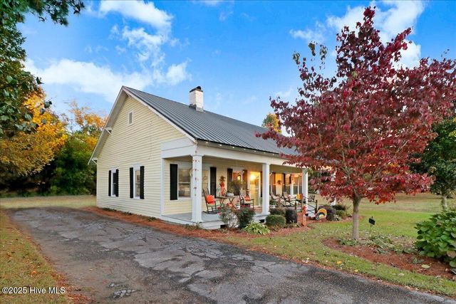 302 N Sycamore Street, Fremont, NC 27830