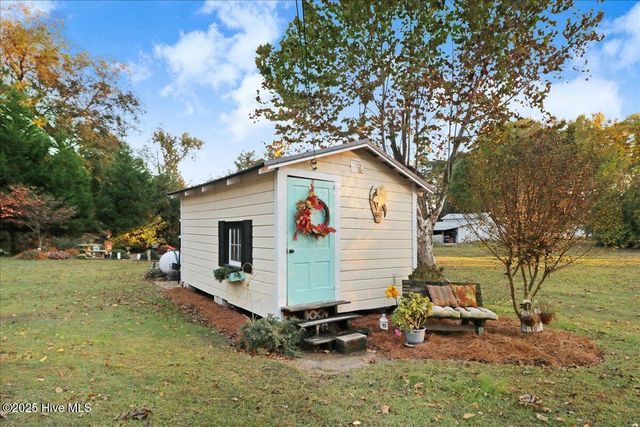 302 N Sycamore Street, Fremont, NC 27830