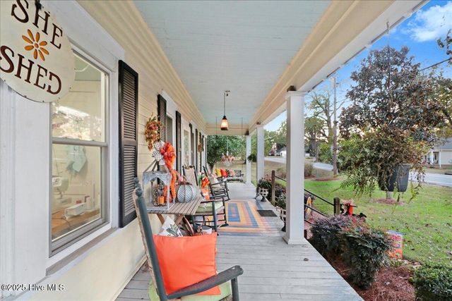 302 N Sycamore Street, Fremont, NC 27830