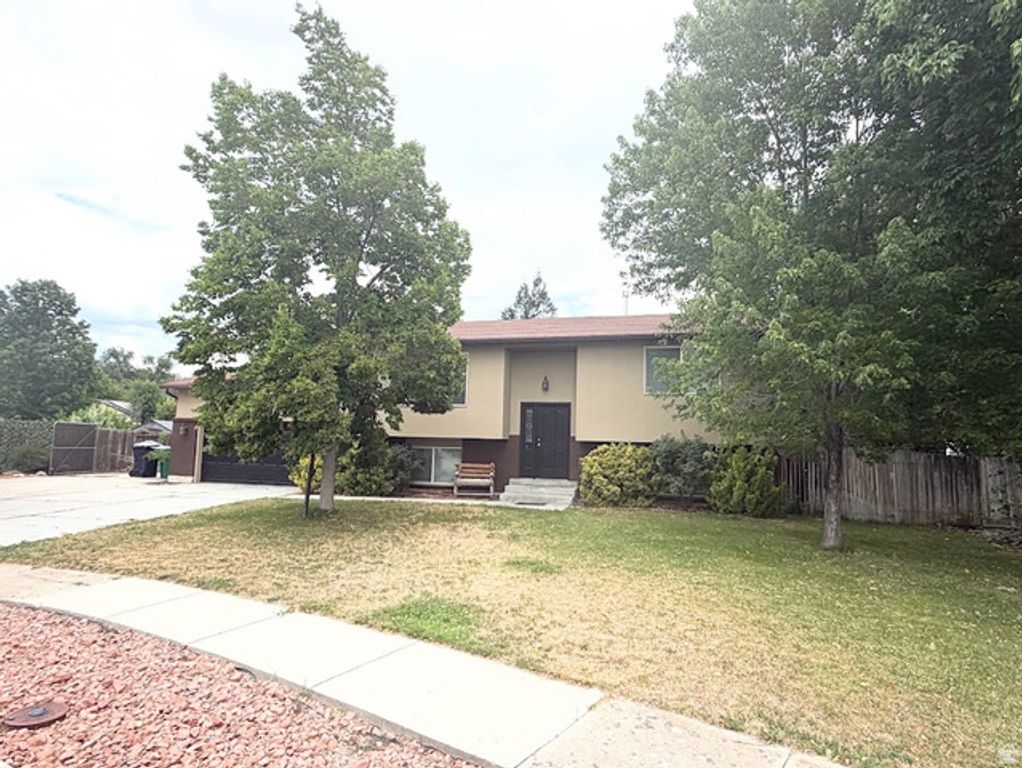 10753 S 895 E, Sandy, UT 84094