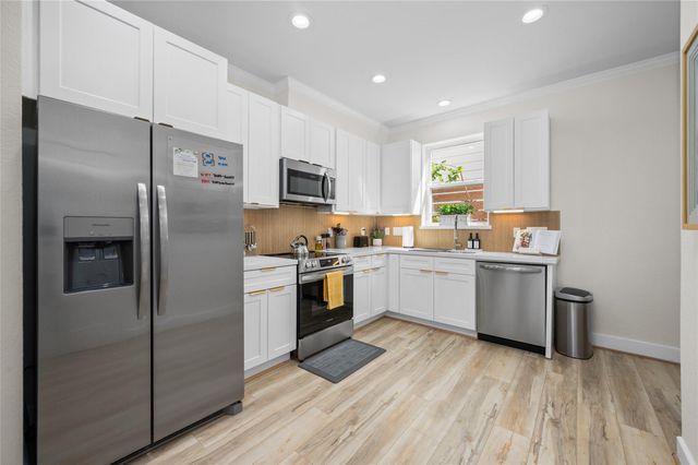 7089 Tierwester Street, Houston, TX 77021