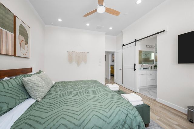 7089 Tierwester Street, Houston, TX 77021