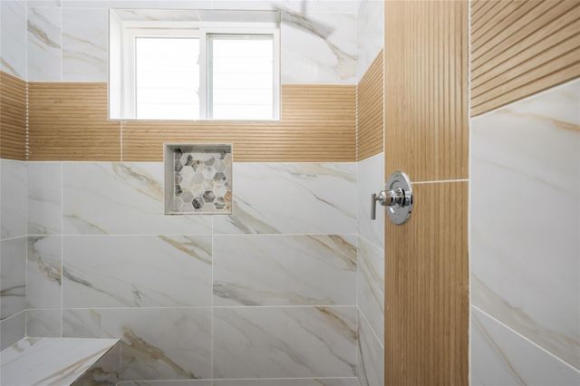 7089 Tierwester Street, Houston, TX 77021