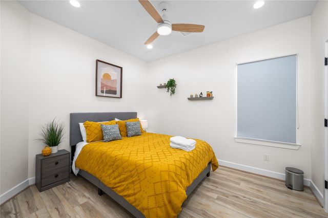 7089 Tierwester Street, Houston, TX 77021