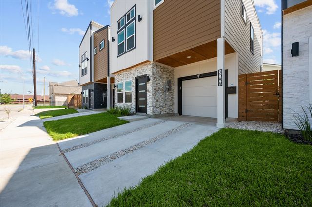 7089 Tierwester Street, Houston, TX 77021