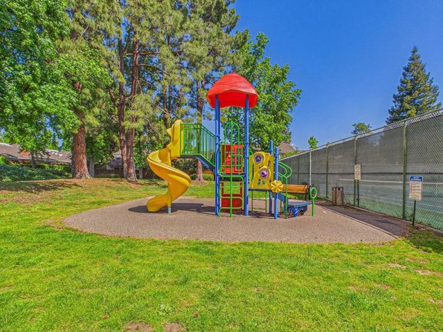 10939 Northshore Square, Cupertino, CA 95014
