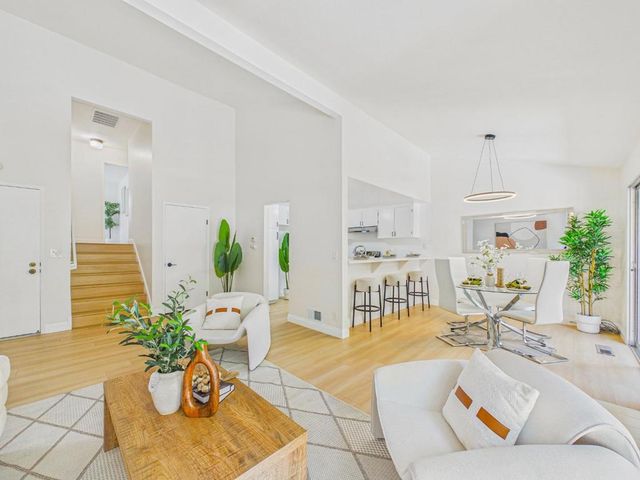 10939 Northshore Square, Cupertino, CA 95014
