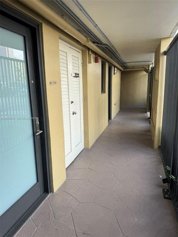 301 Golden Isles Dr 112, Hallandale Beach, FL 33009