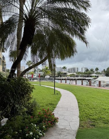 301 Golden Isles Dr 112, Hallandale Beach, FL 33009