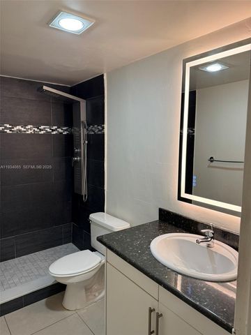 301 Golden Isles Dr 112, Hallandale Beach, FL 33009