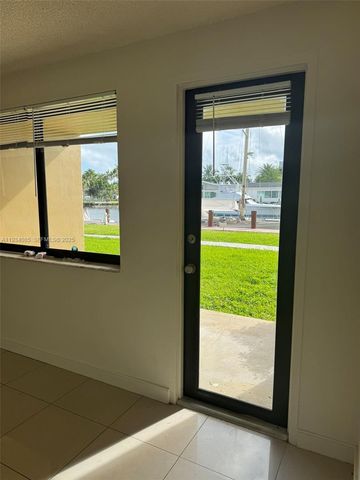 301 Golden Isles Dr 112, Hallandale Beach, FL 33009