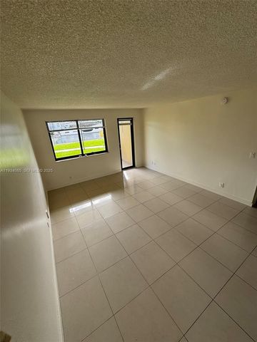 301 Golden Isles Dr 112, Hallandale Beach, FL 33009