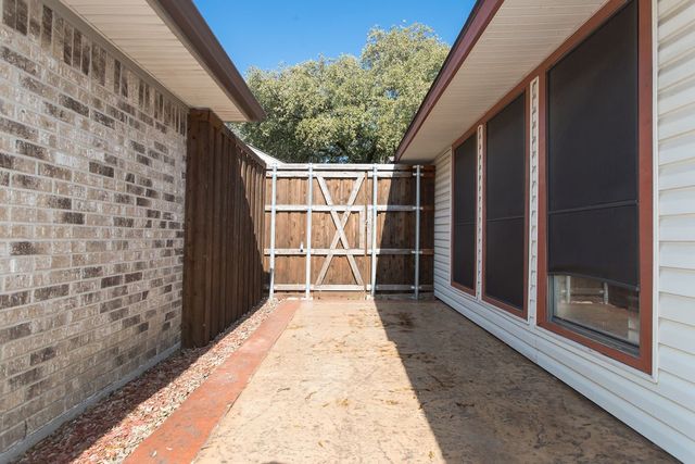 2426 Centaurus Drive, Garland, TX 75044