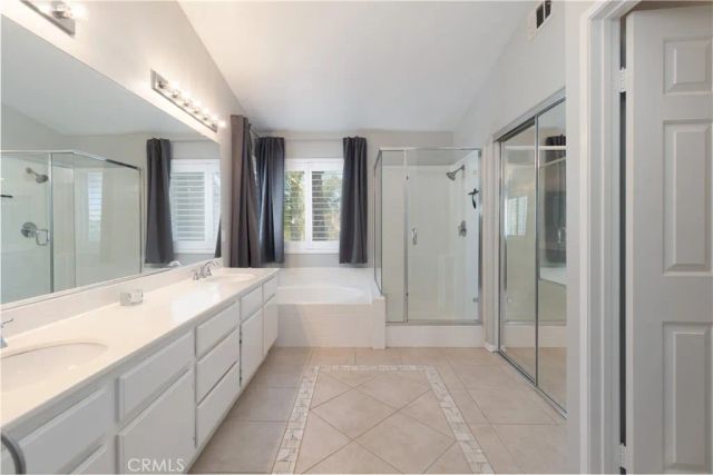 3420 New York, Corona, CA 92882