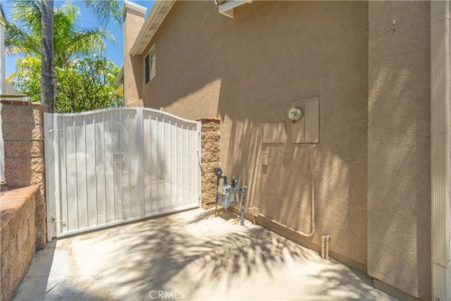 3420 New York, Corona, CA 92882