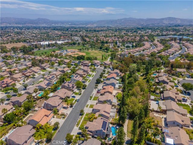 3420 New York, Corona, CA 92882