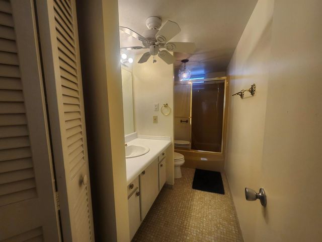 230 NE 26th Avenue 209, Boynton Beach, FL 33435