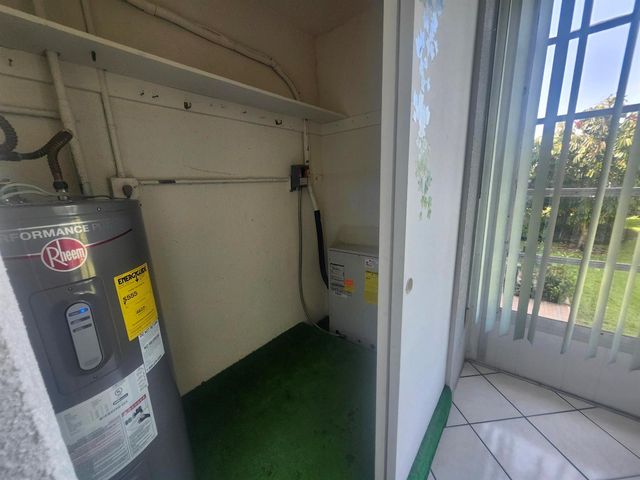230 NE 26th Avenue 209, Boynton Beach, FL 33435