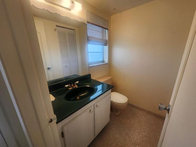 230 NE 26th Avenue 209, Boynton Beach, FL 33435