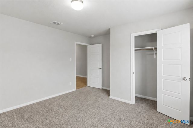 2905 Greenbriar, Seguin, TX 78155