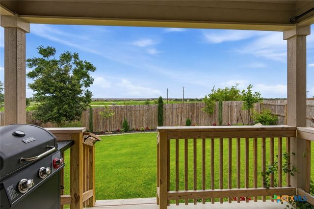 2905 Greenbriar, Seguin, TX 78155