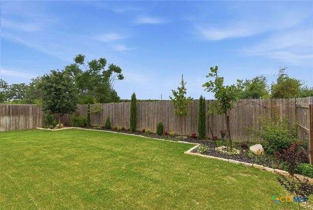 2905 Greenbriar, Seguin, TX 78155