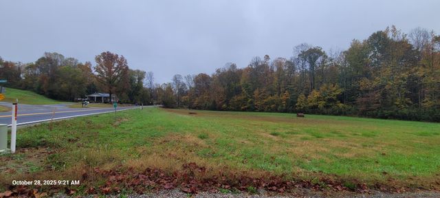 1121 Breeding Road, Edmonton, KY 42129