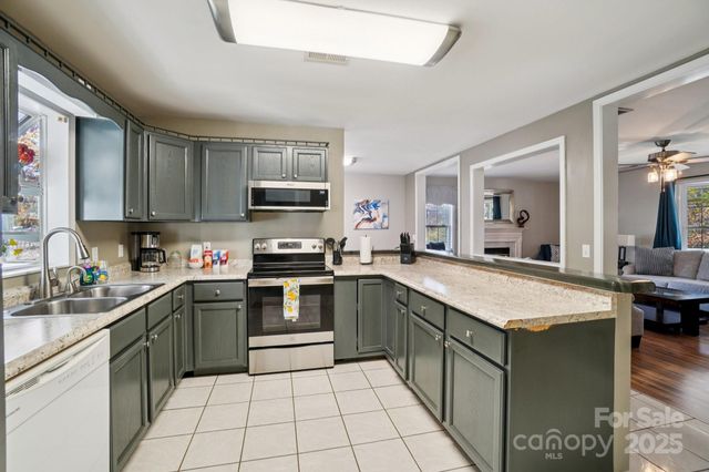 17 Old Gap Creek Road, Fairview, NC 28730