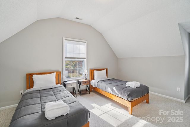 17 Old Gap Creek Road, Fairview, NC 28730