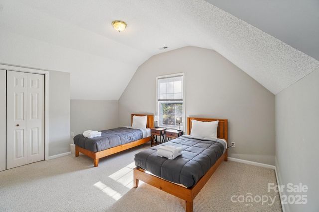 17 Old Gap Creek Road, Fairview, NC 28730