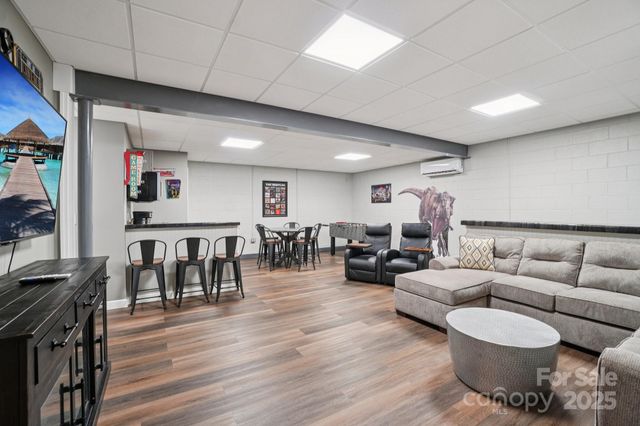 17 Old Gap Creek Road, Fairview, NC 28730