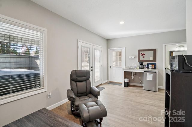 17 Old Gap Creek Road, Fairview, NC 28730