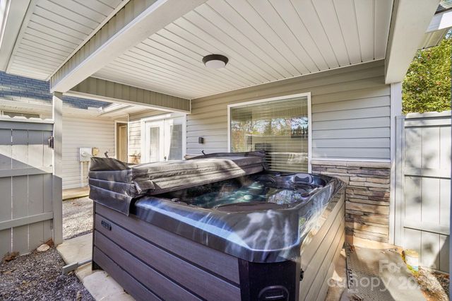 17 Old Gap Creek Road, Fairview, NC 28730