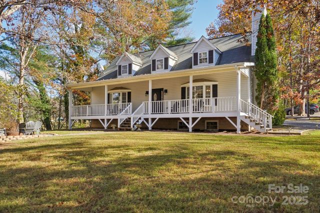 17 Old Gap Creek Road, Fairview, NC 28730
