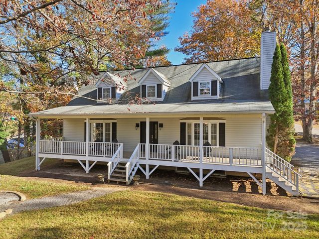 17 Old Gap Creek Road, Fairview, NC 28730