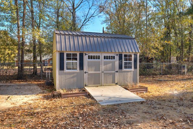 2525 Autumn Terrace, Dalzell, SC 29040
