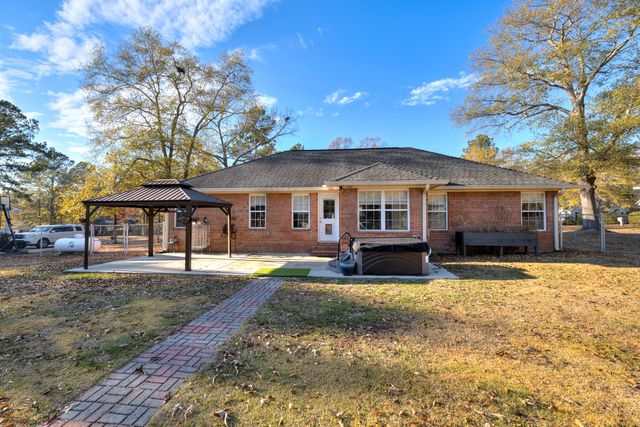 2525 Autumn Terrace, Dalzell, SC 29040