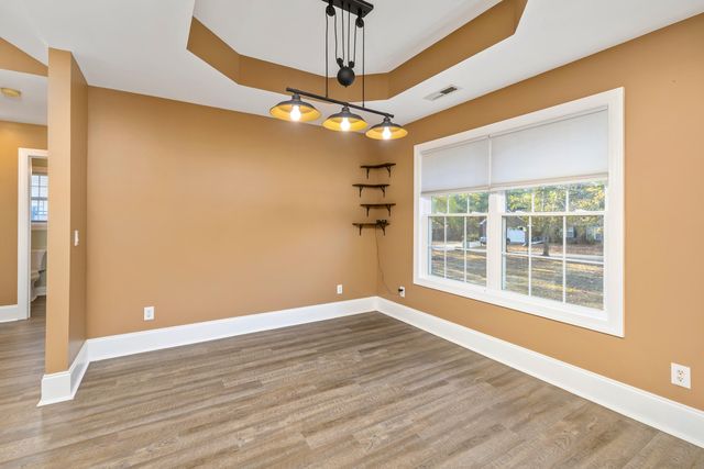 2525 Autumn Terrace, Dalzell, SC 29040