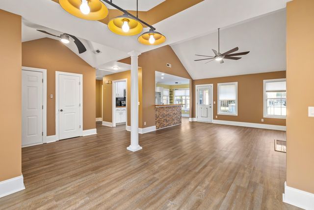 2525 Autumn Terrace, Dalzell, SC 29040