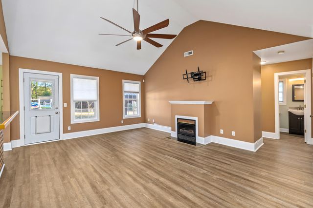 2525 Autumn Terrace, Dalzell, SC 29040