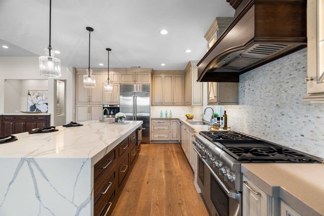 4859 Saint Andrews Dr, Stockton, CA 95219