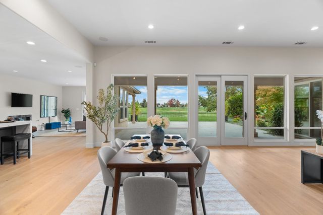 4859 Saint Andrews Dr, Stockton, CA 95219