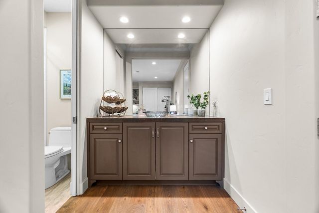 4859 Saint Andrews Dr, Stockton, CA 95219