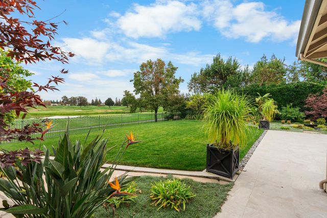 4859 Saint Andrews Dr, Stockton, CA 95219