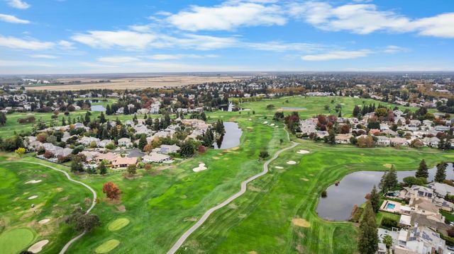 4859 Saint Andrews Dr, Stockton, CA 95219