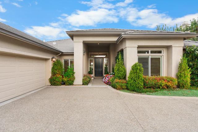 4859 Saint Andrews Dr, Stockton, CA 95219