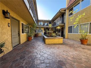 645 Temple 5, Long Beach, CA 90814