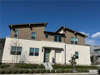 15820 Caterpillar, Fontana, CA 92336