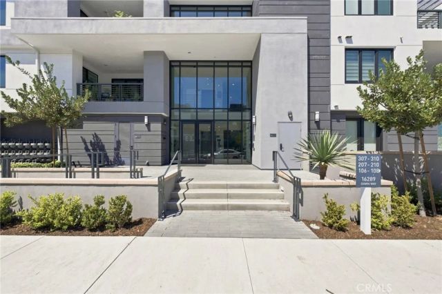 16289 Dawn 209, Tustin, CA 92782